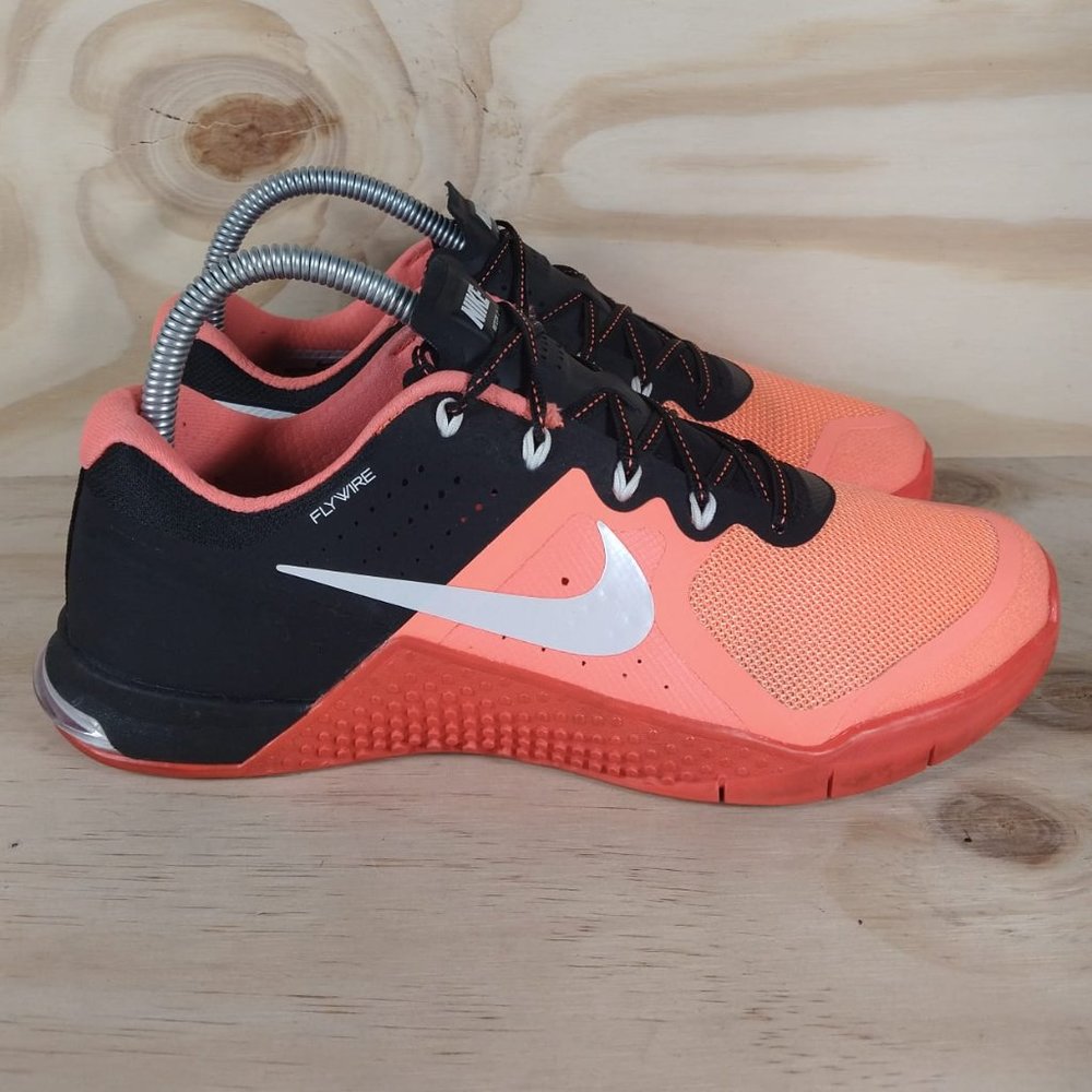 Nike - Metcon 2 - Running Shoes - Black/Orange - Women´s - 8